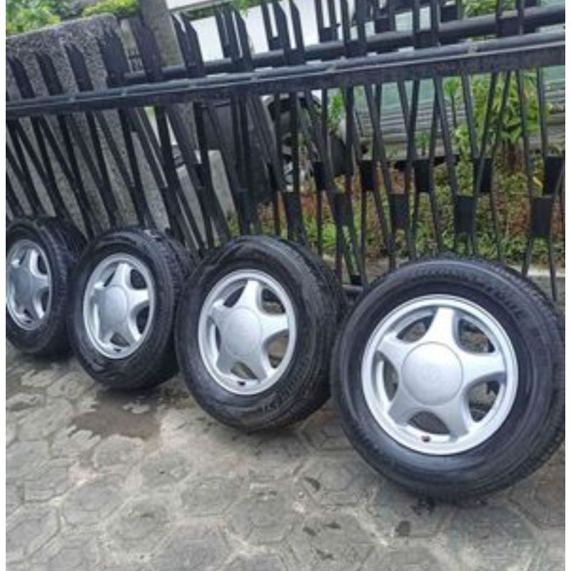 4 Velg R14 PCD 114 ori kijang toyota +Ban 195/70 avanza xenia futura carry ss m2000 livina