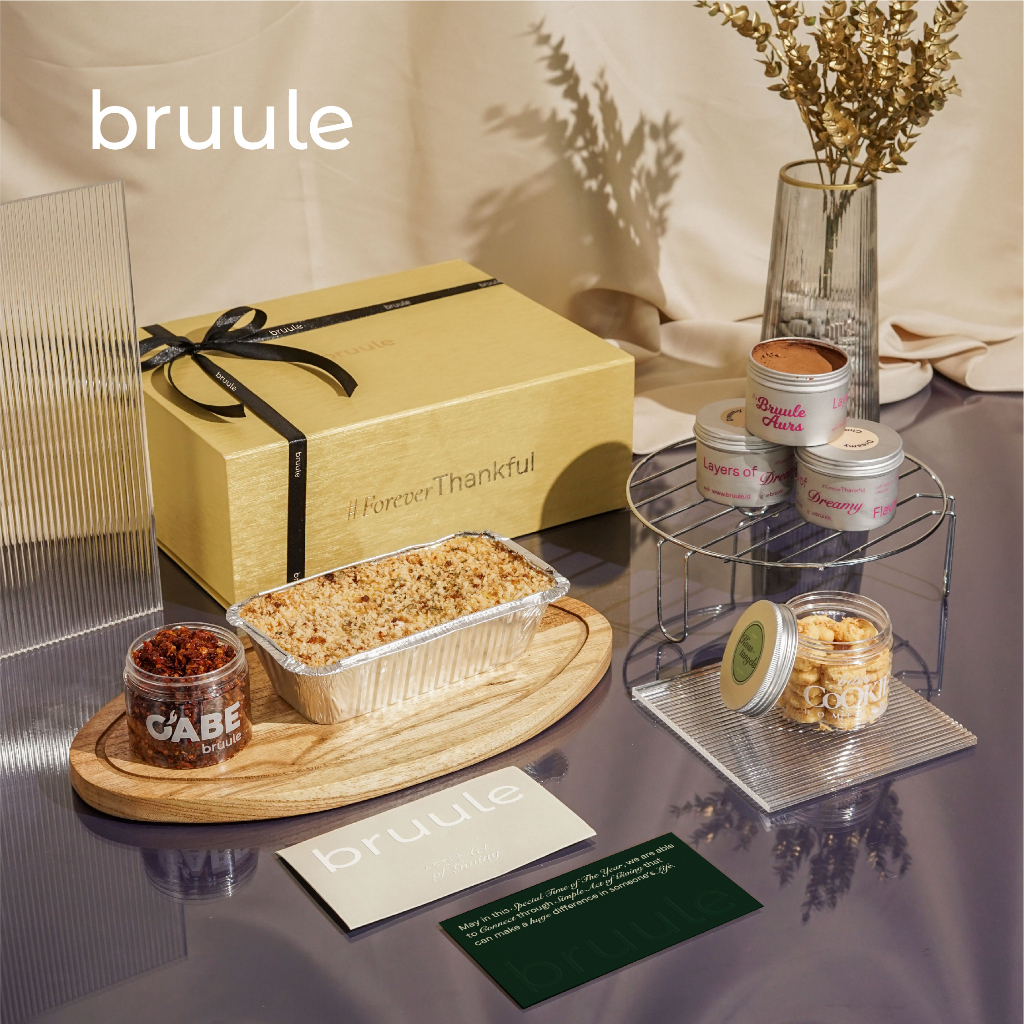 

Bruule "Delight Dreams" Hamper - JKB
