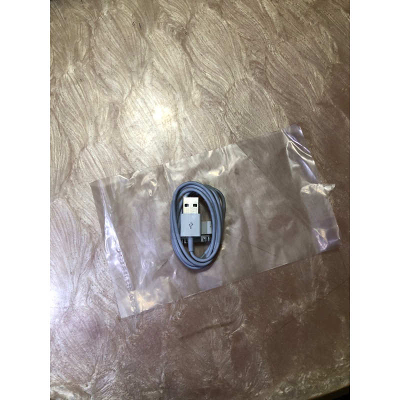 Kabel data iphone 4 4s ipad 1 2 3 charger cas