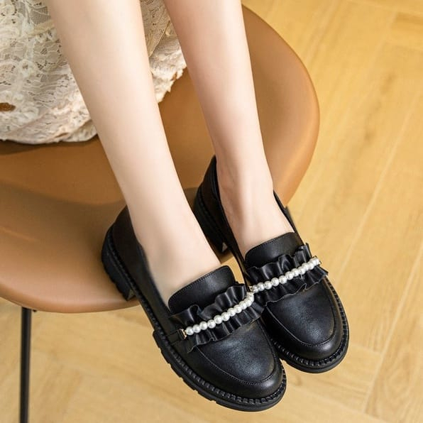 Sepatu Wanita / Sepatu Loafers Wanita / Sepatu Docmart Slavina Mutiara Premium MTR 0027