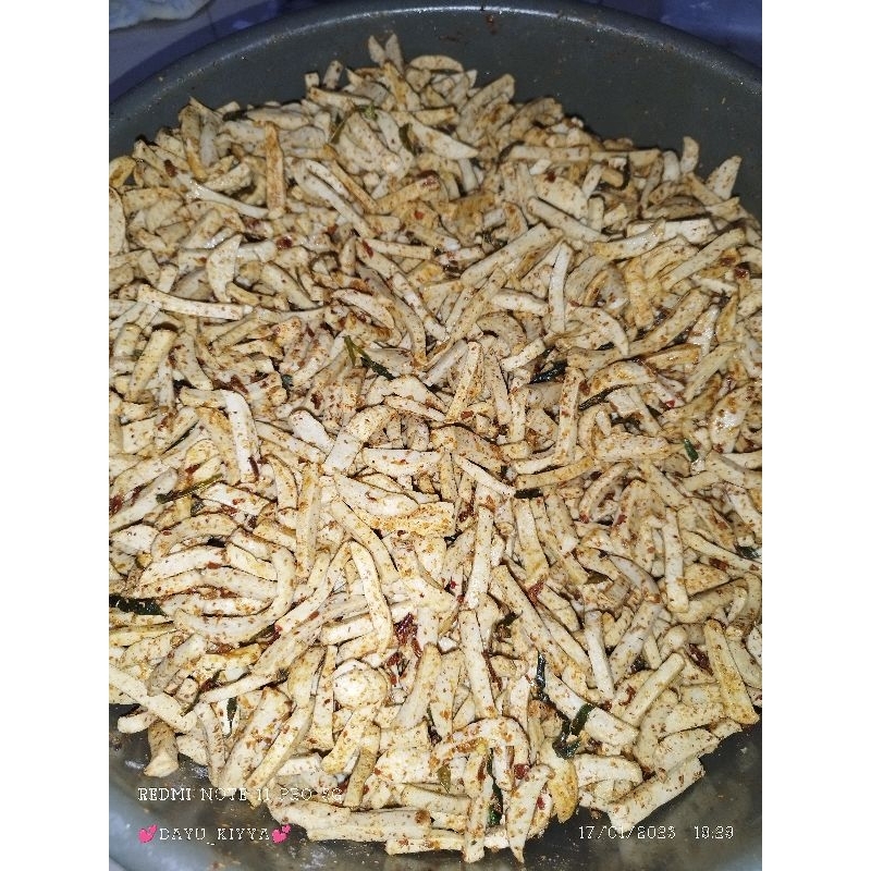 

Basreng kriuk pedes daun jeruk