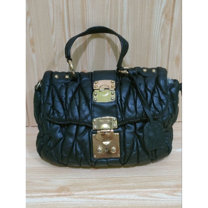 Tas Miu Miu kulit mantul