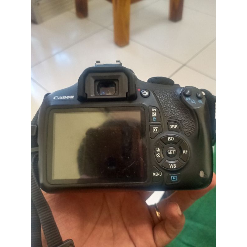 CANON 1200D