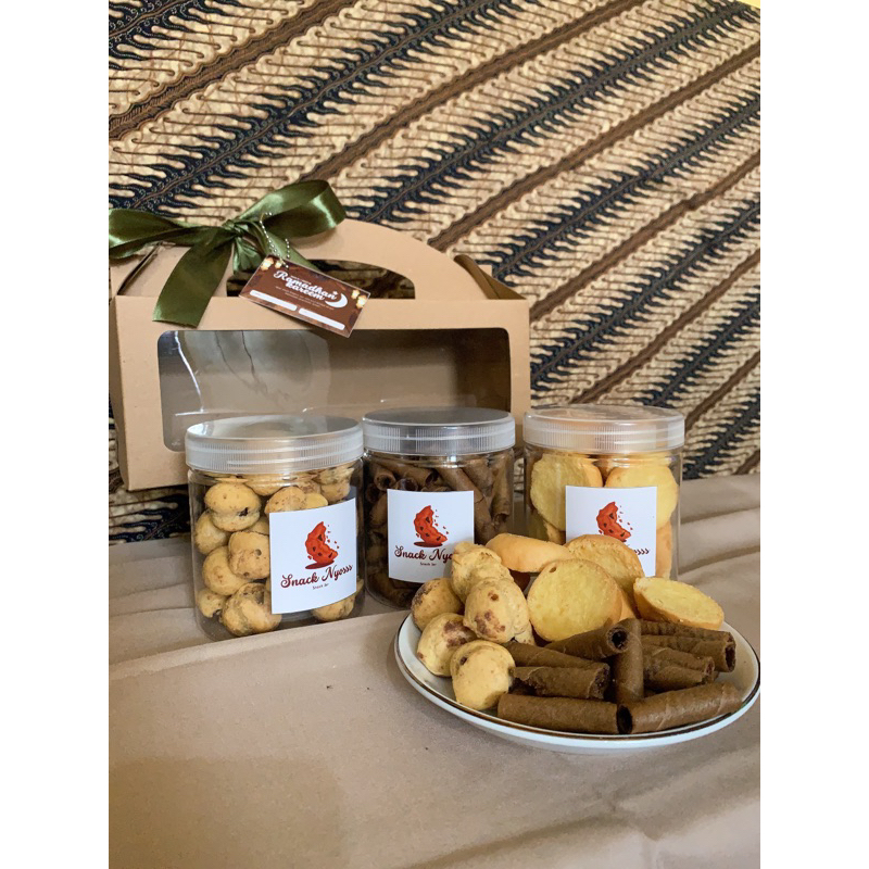 

Hampers snack/Hampers lebaran/Hampers makanan/ Snack jar