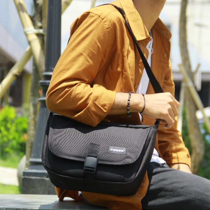 TAS SELEMPANG FANSY GROWN - SLINGBAG PRIA WANITA