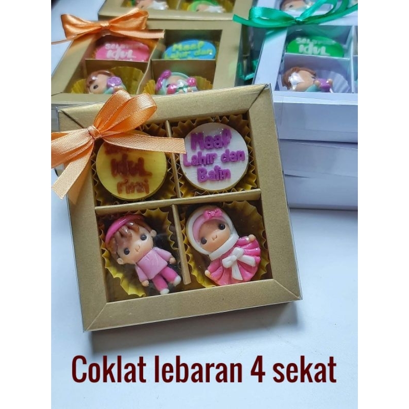 

coklat box/coklat sekat lebaran/coklat hadiah/coklat karakter/hadiah guru/hampers lebaran/coklat 4 sekat