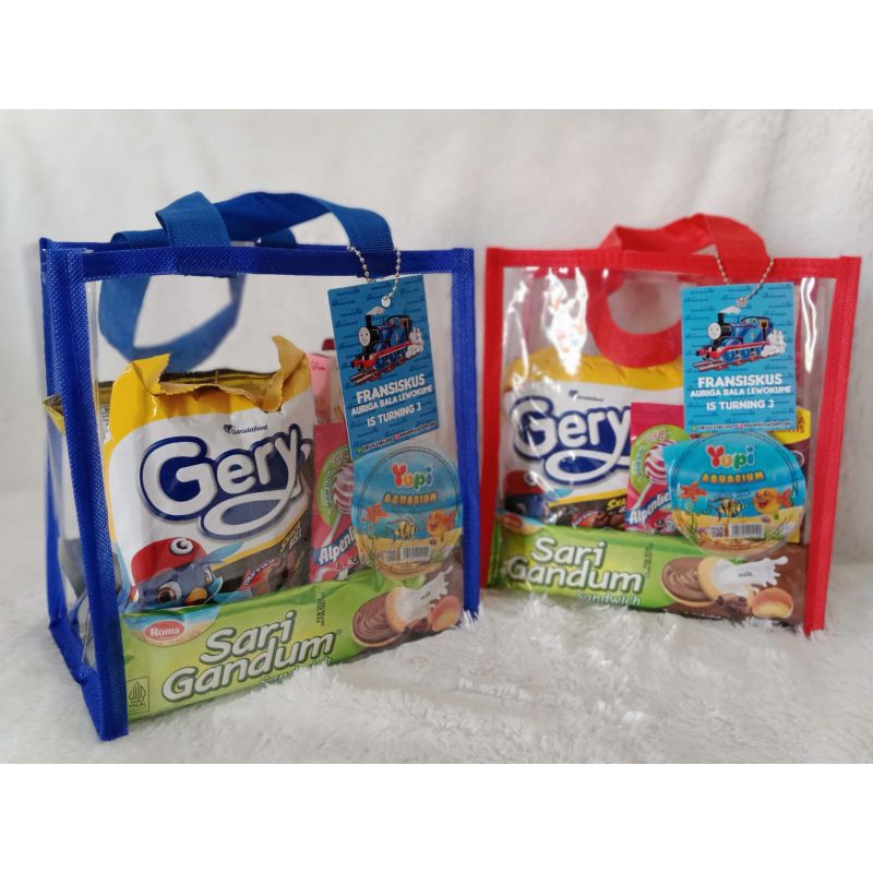 

Tas mika 20*12*20 goodiebag hampers hajatan termurah