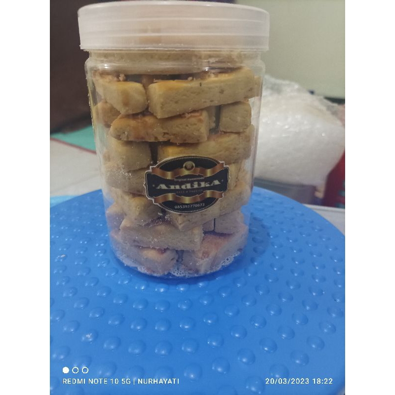 

kue kastanggel