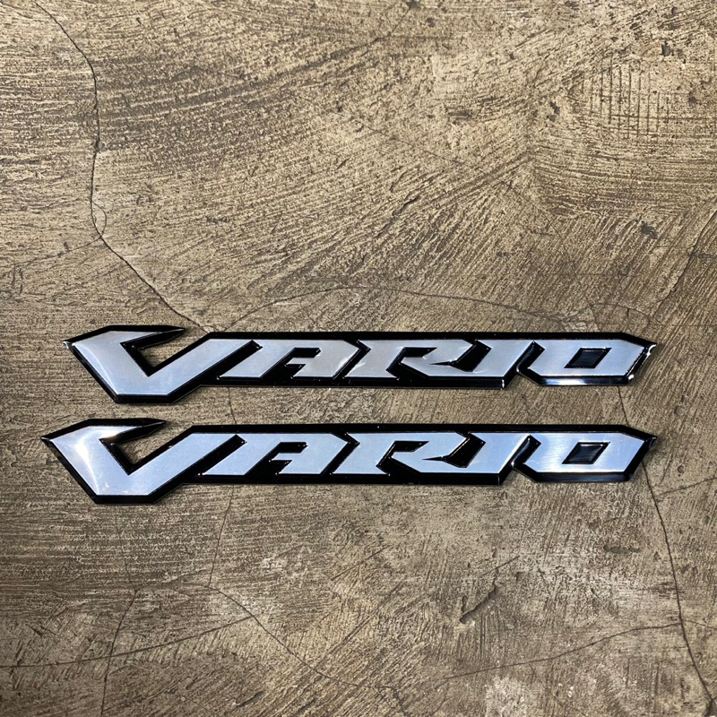 Emblem Body Vario 150 Twotone Stainless Thailand 1set Kanan dan Kiri emblem body vario 150 twotone