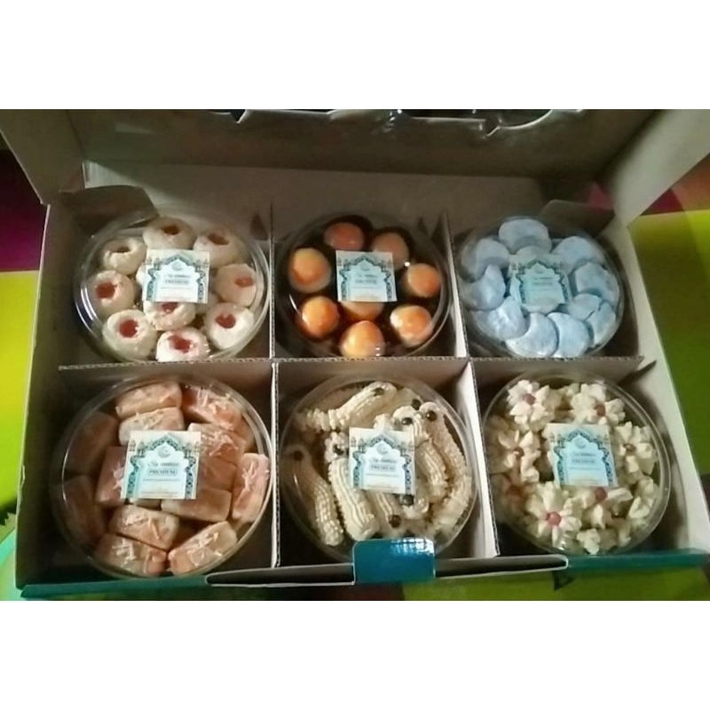 

Paket hampers kue kering (Premium) by SS Cookies