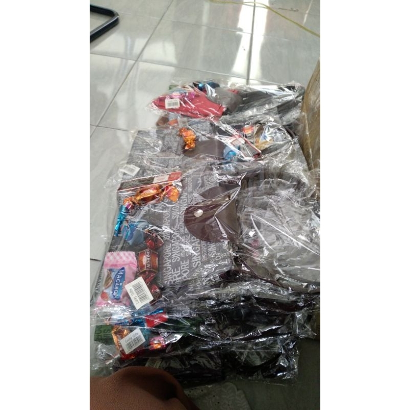 PL paket oleh oleh dari singapore