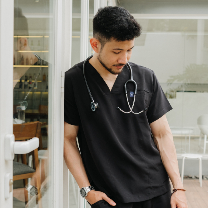 Baju Jaga V NECK SS - BLACK Scrubs Theatre Blues First Line Pendek