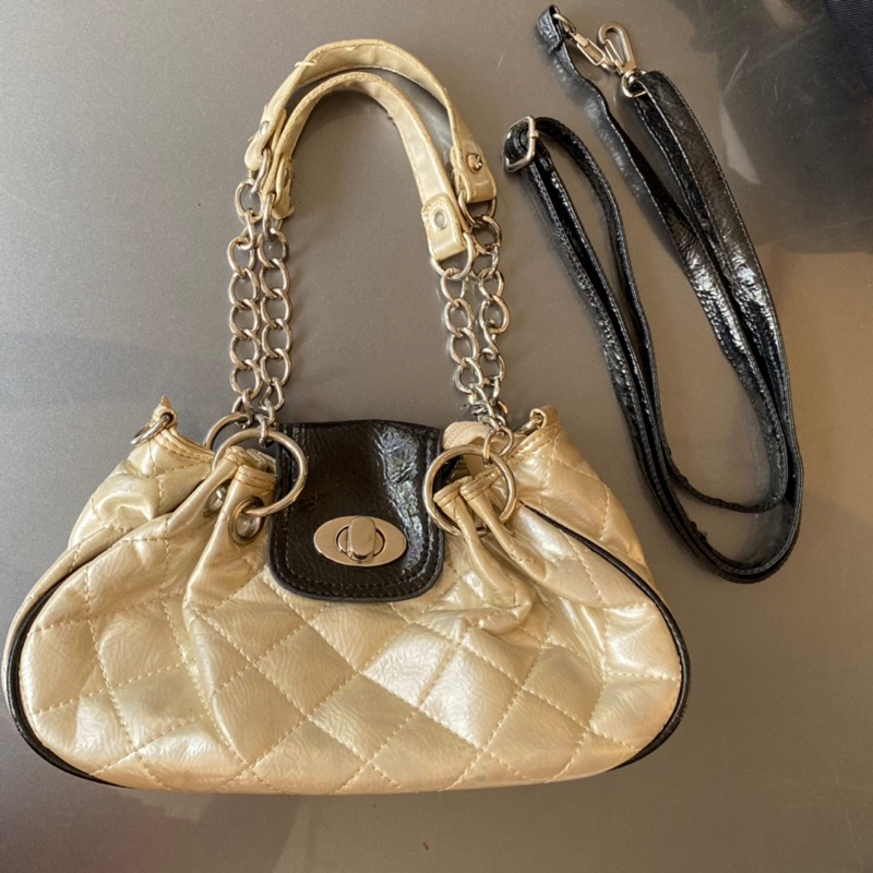 shoulder bag slingbag like channel preloved / tas preloved