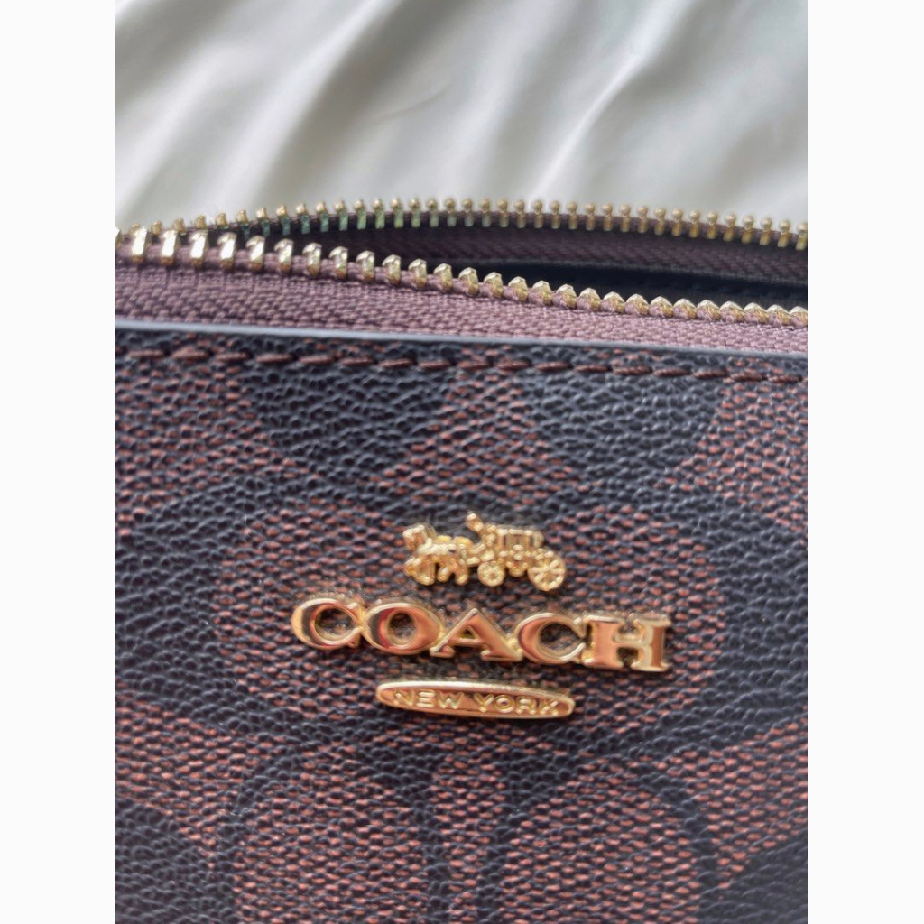 Coach Top Handle Pouch In Signature 36674