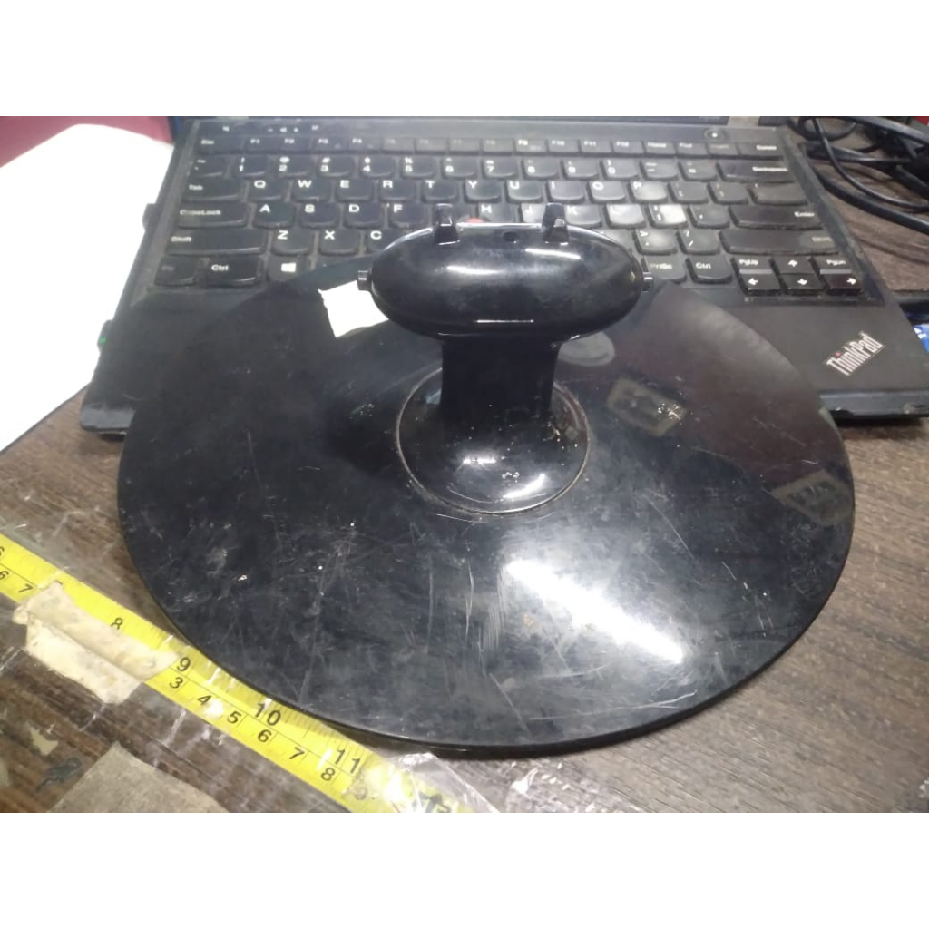 kaki monitor komputer samsung 16 inch cm16ws 633nw