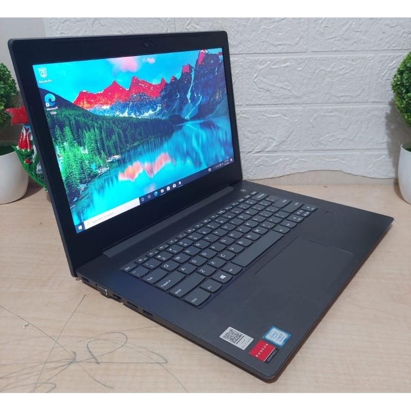 laptop core i5 gen 8 dual vga radeon
