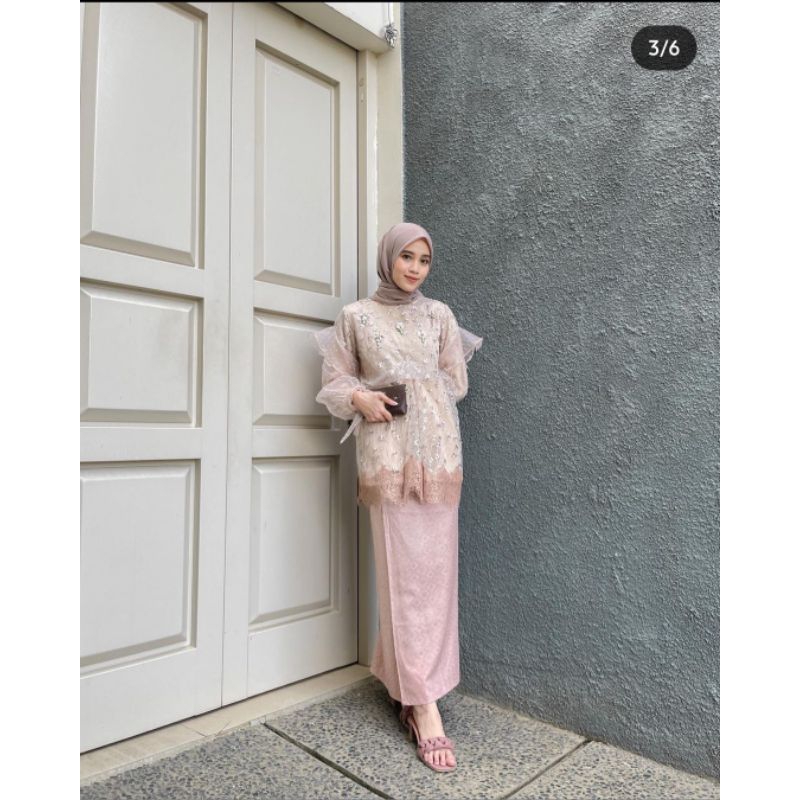 [New] Bukan Preloved Aurora Top Rose Gold by Jaleela.id