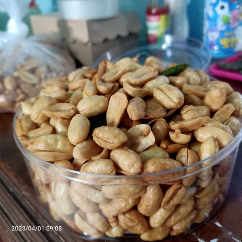 

kacang bawang gurih renyah 250gr 500gr 1kg