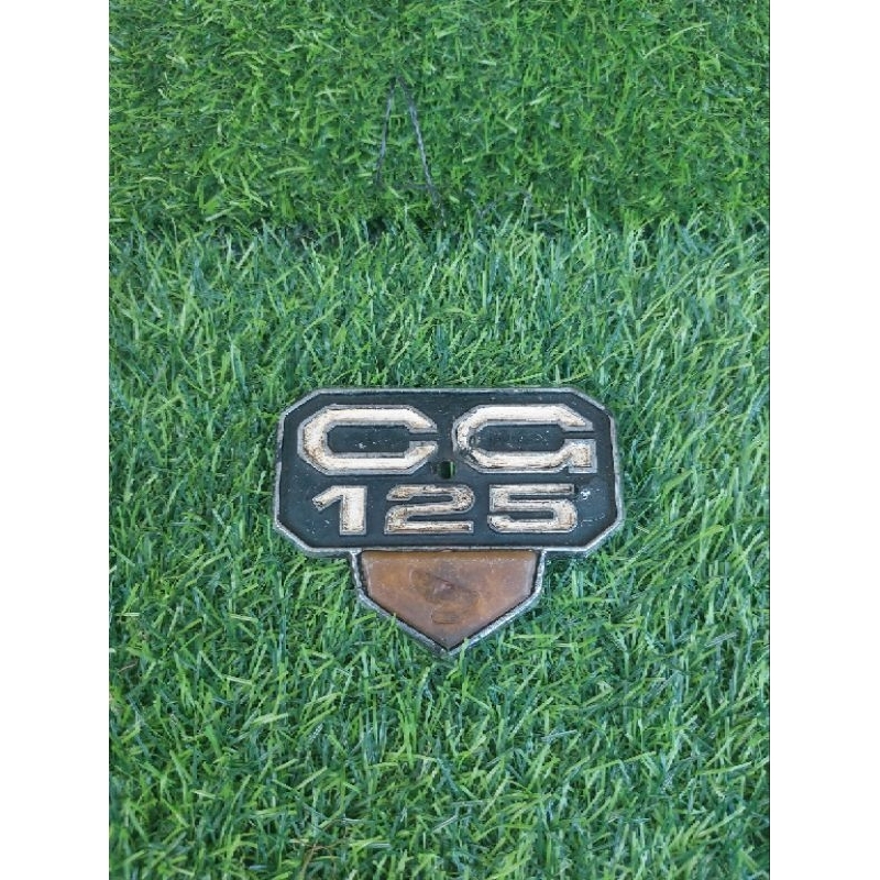 emblem cover tutup aki honda cg125 original