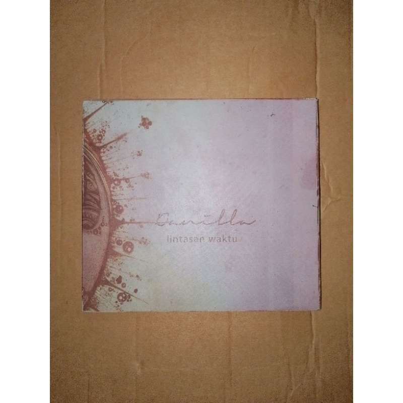 CD Album Danilla Lintasan Waktu Ada TTD Danilla