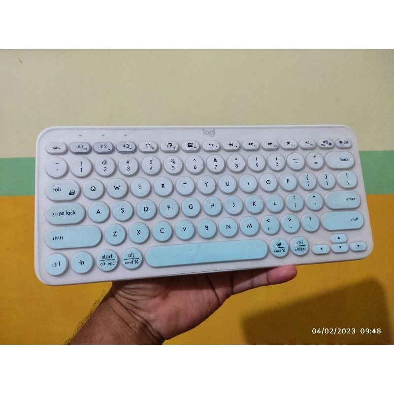 Logitech K380 Bluetooth Keyboard Bekas Free Silikon Pelindung