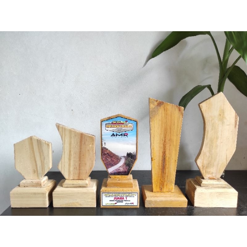 PLAKAT KAYU | PIALA KAYU | PIAGAM KAYU | SOUVENIR KAYU NATURAL POLOS DAN CUSTOM DESAIN SENDIRI