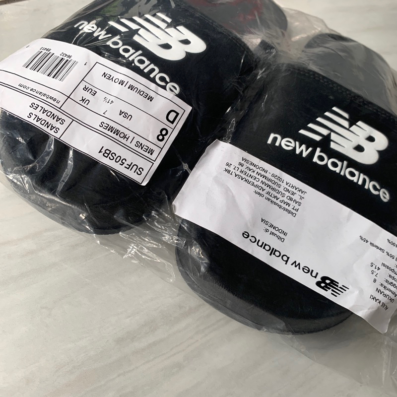 NEW BALANCE SANDAL SLIDE SUF-50SB1 BLACK ORIGINAL [ RESMI PT.MAP ]