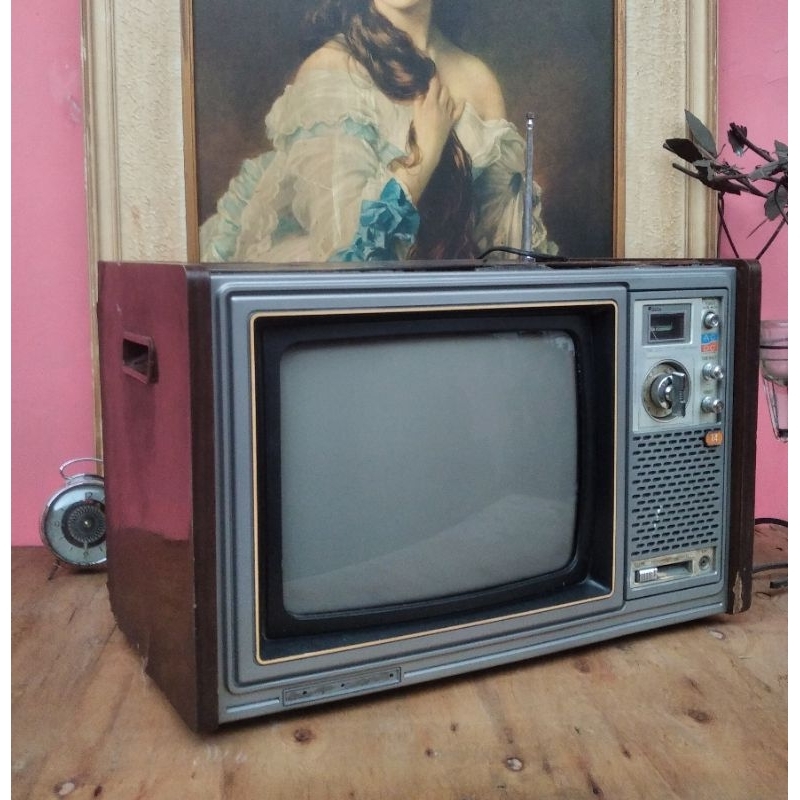 tv televisi tabung merk Sanyo jadul vintage lawas kuno retro antik unik