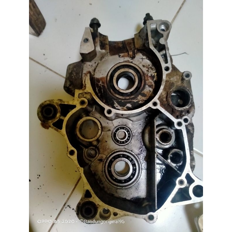 rengkes kiri original f1zr