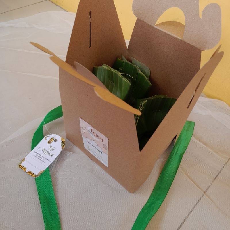

hampers lebaran tape ketan kardus
