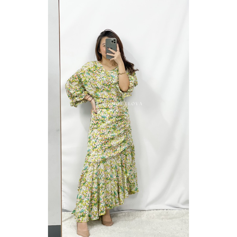 MDLV ~ 13252# Damerisa Asymmetric 2pcs Set Flower korea import