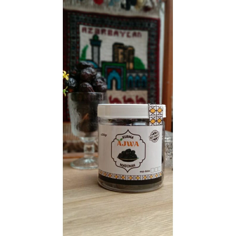 

Kurma ajwa Madinah 1 kg Kurma Nabi Best Quality