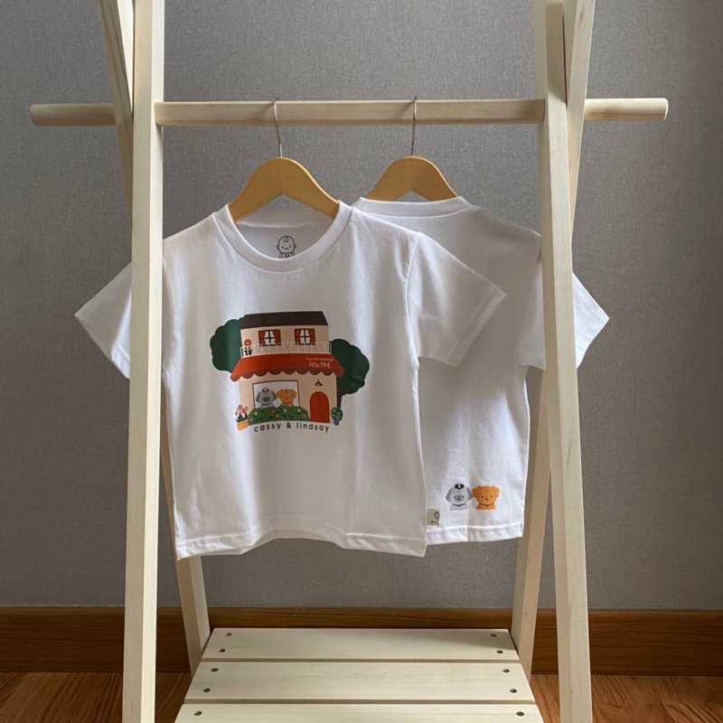 CASSY TSHIRT WHITE & BLACK