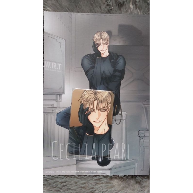 Lezhin season greeting 2023 lezhin postcard + photocard taeun kick off