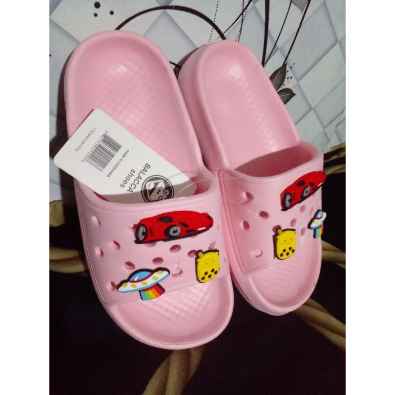 Sandal slop karet wanita ukuran tanggung motif gambar - gambar size 30 - 35