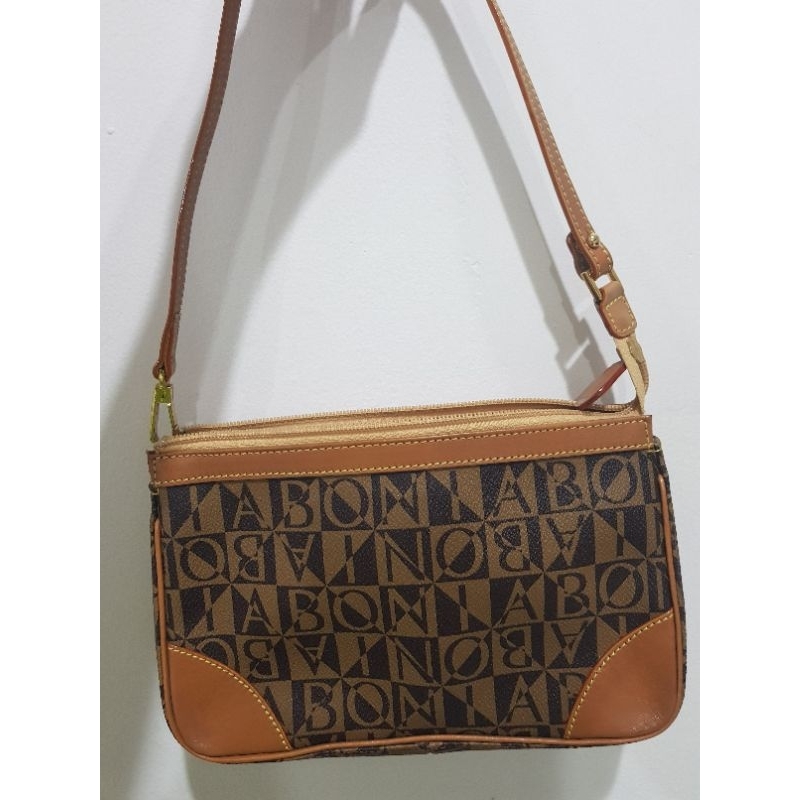 Bonia Clutch preloved