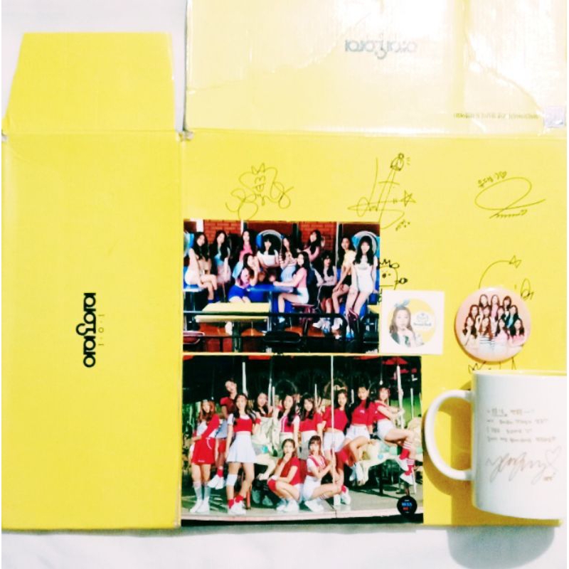 I.O.I IOI Yellow Box + Yeonjung Mug + 2 Grub Postcard + Grub Pin + Petitzel Yeonjung Pout