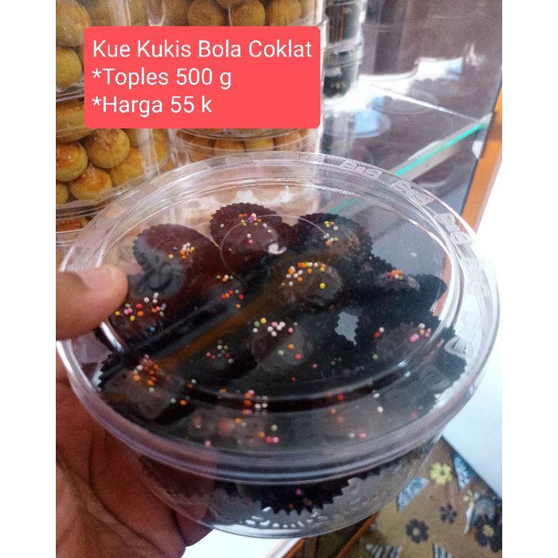 

Bola Coklat