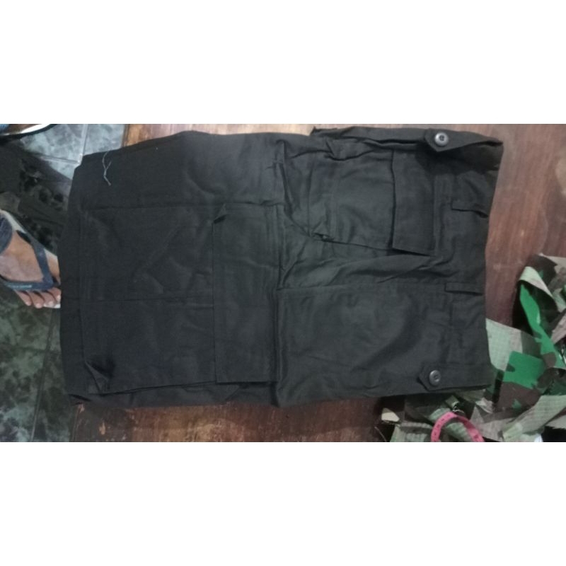 Seragam PDL hitam polri