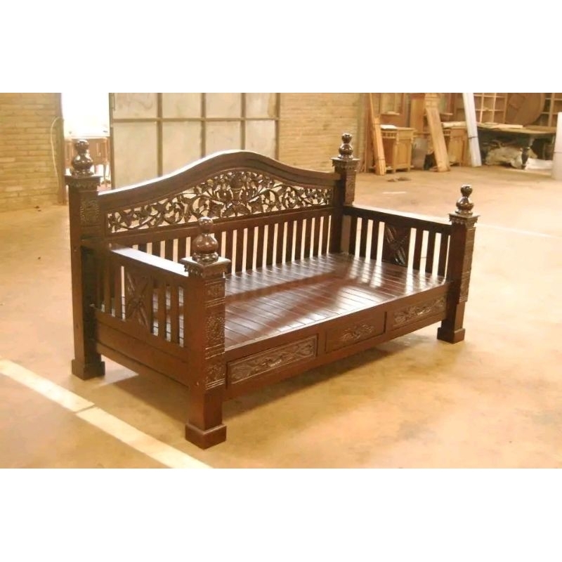 Bangku Bale Bale Risban Ukir Rahwana Jati