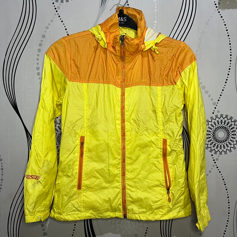 Thirft Jaket Running Merk Westwood Warna Kuning dan Orens | Preloved | Second Murah