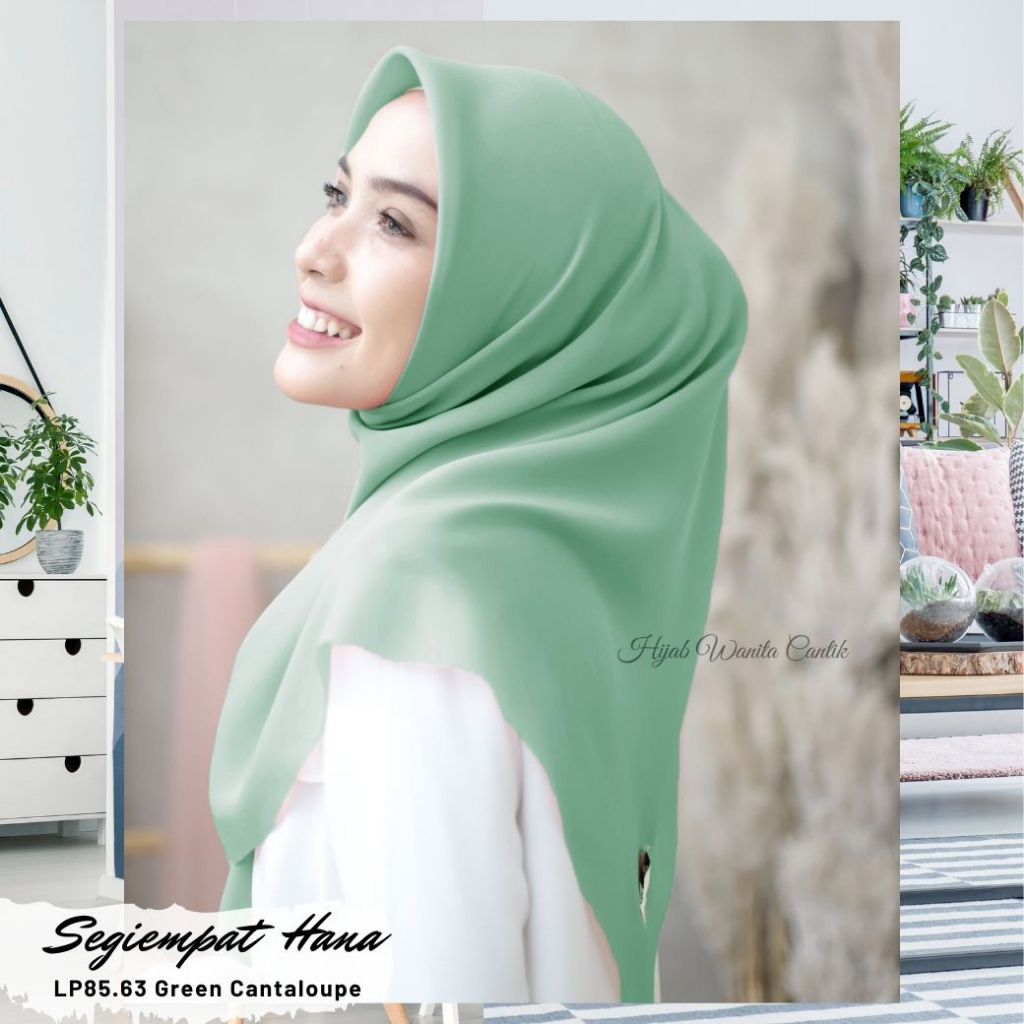 Hijabwanitacantik - Segiempat Hana Lasercut - LP85.63 Green Cantaloupe | Segi Empat Polos Polycotton