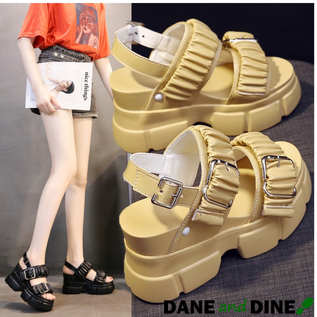 Terbaru Sandal Wedges 8 cm Wanita  Dane and Dine - WH11