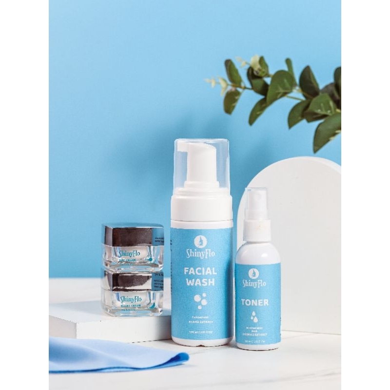 Shiny flo blue skincare remaja anti acne jerawat kulit kusam bisa dipakai kulit sensitif