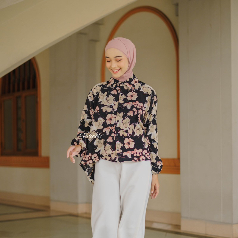 Splash Floral Pattern Shirt Valiable (No Restock)