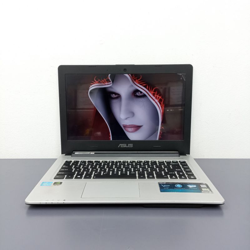 LAPTOP ASUS K46CM INTEL CORE I3-3217 RAM 4GB HDD 500GB + SSD 128GB