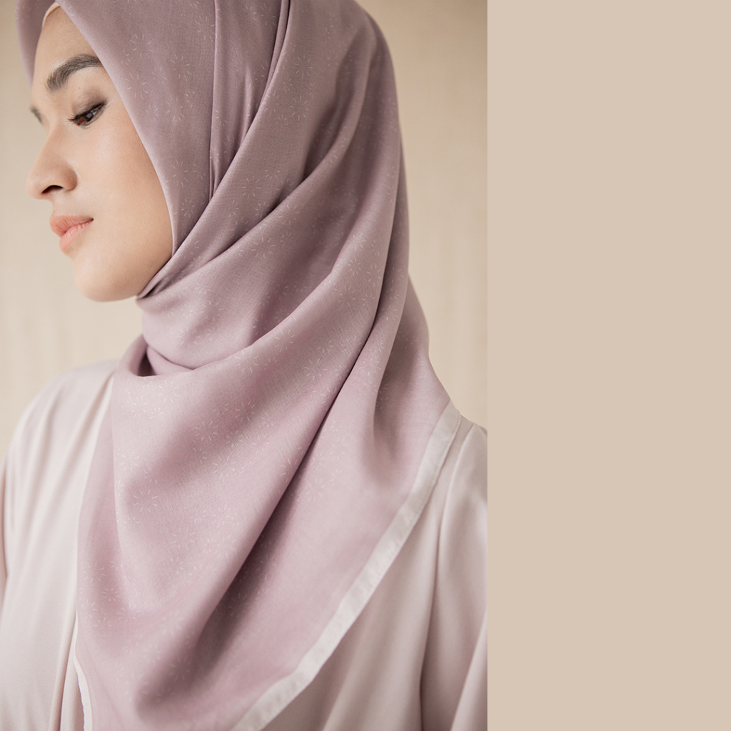 Anjana by Aska Label - Hijab print dengan geometry motif bahan voal warna ungu lilac, beige sand, dan hijau moss