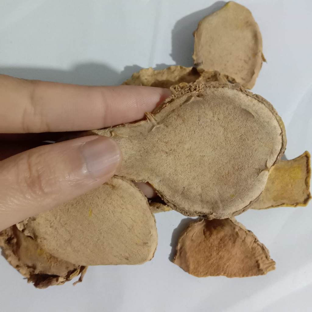 

Temulawak / Curcuma Kering Iris Eceran Per Gram