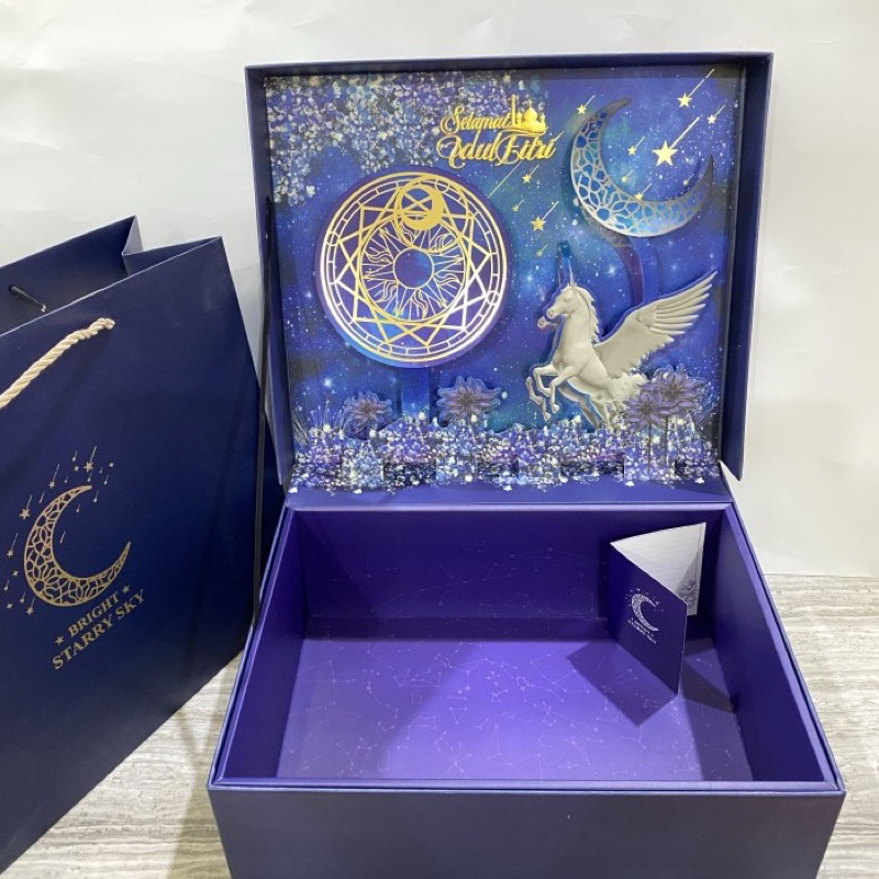 

Hampers Idul Fitri Lebaran / Hampers Lebaran / Parcel Idul Fitri / Parcel Lebaran / Kue Lebaran