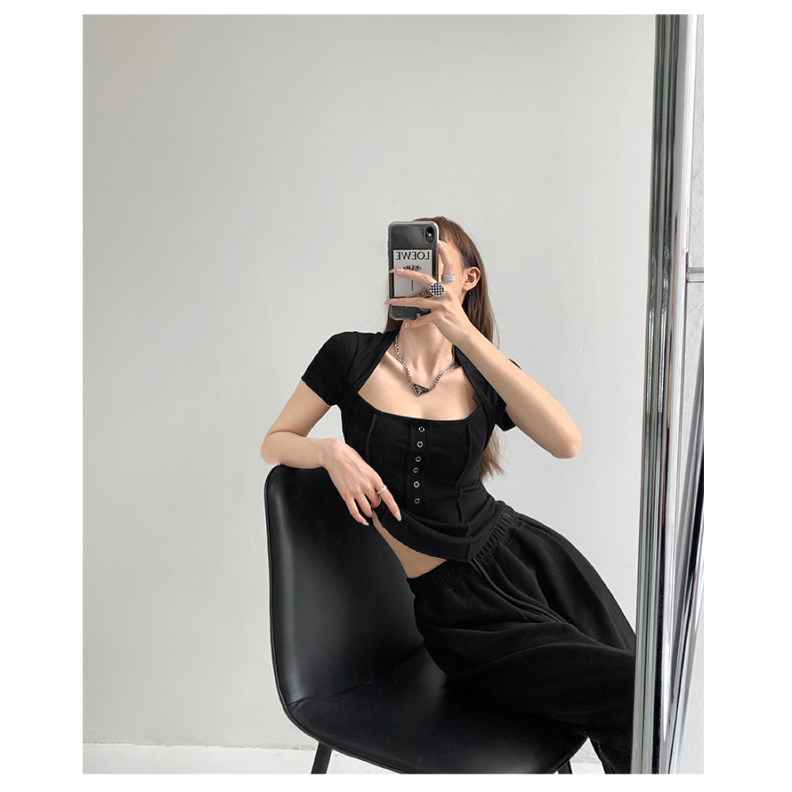 【MISSHONEY】 Square Neck Short Sleeve Button up Stretchy Crop Top 7010 S/M/L